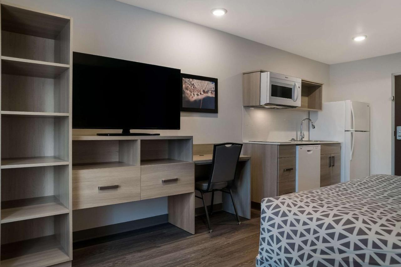 Woodspring Suites Detroit ستيرلينغ هايتس المظهر الخارجي الصورة